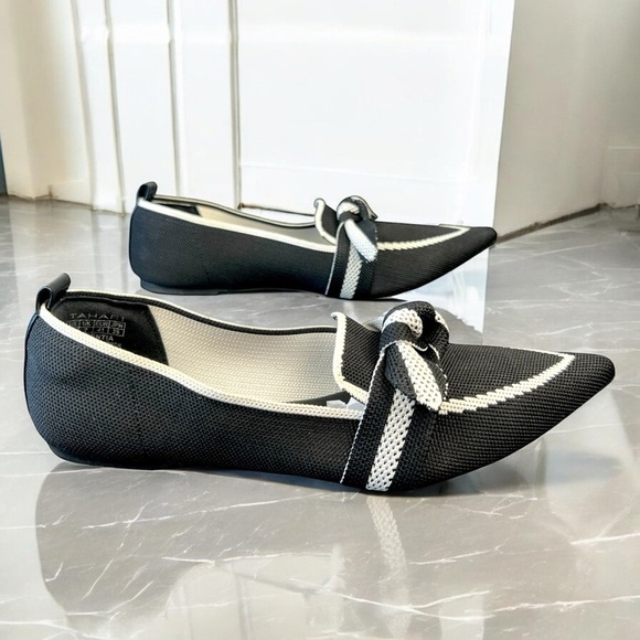 Tahari Florentia Flats, Black and White with Tie Knot - Picture 7 of 10